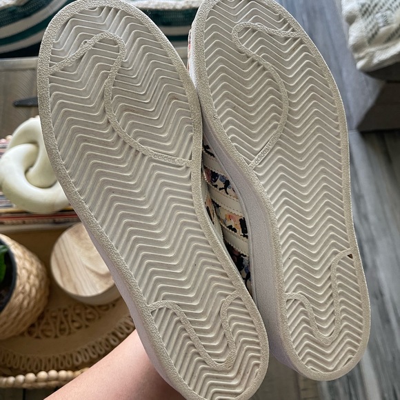 Adidas Superstar - Picture 4 of 5